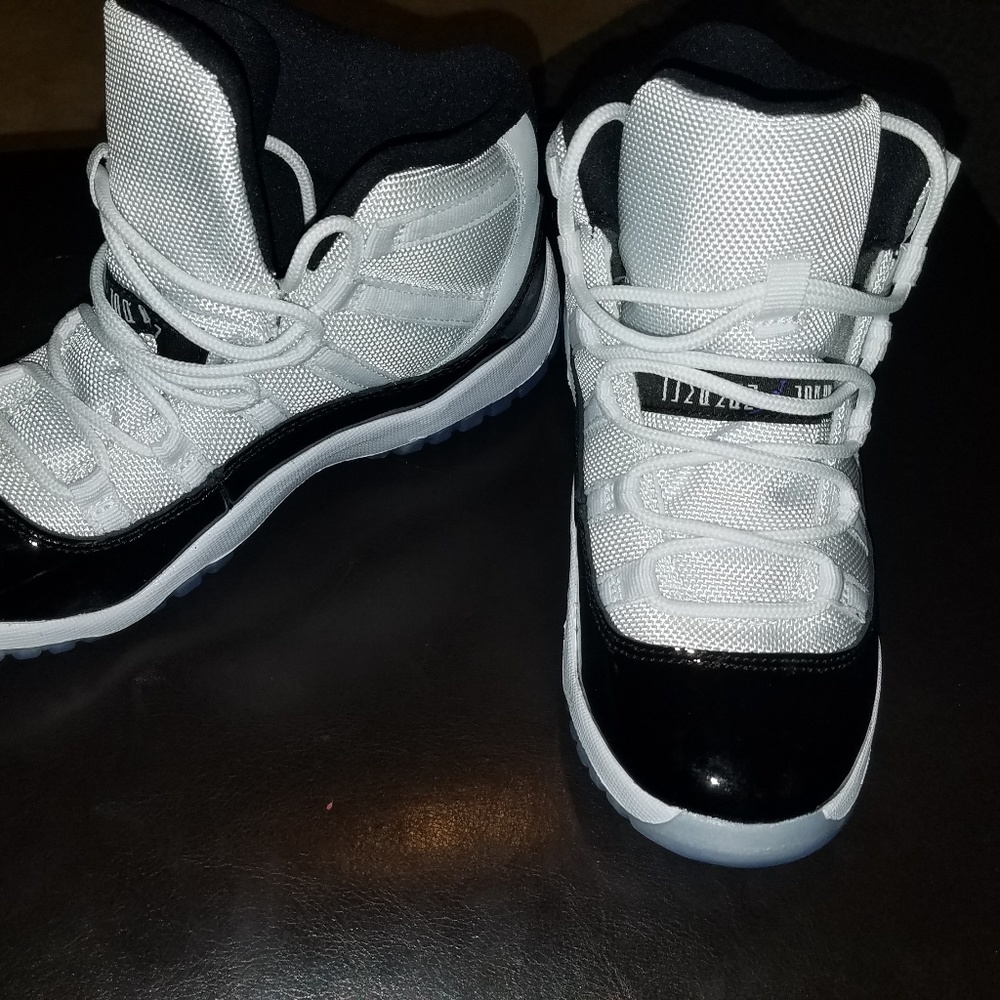 Kids shoes